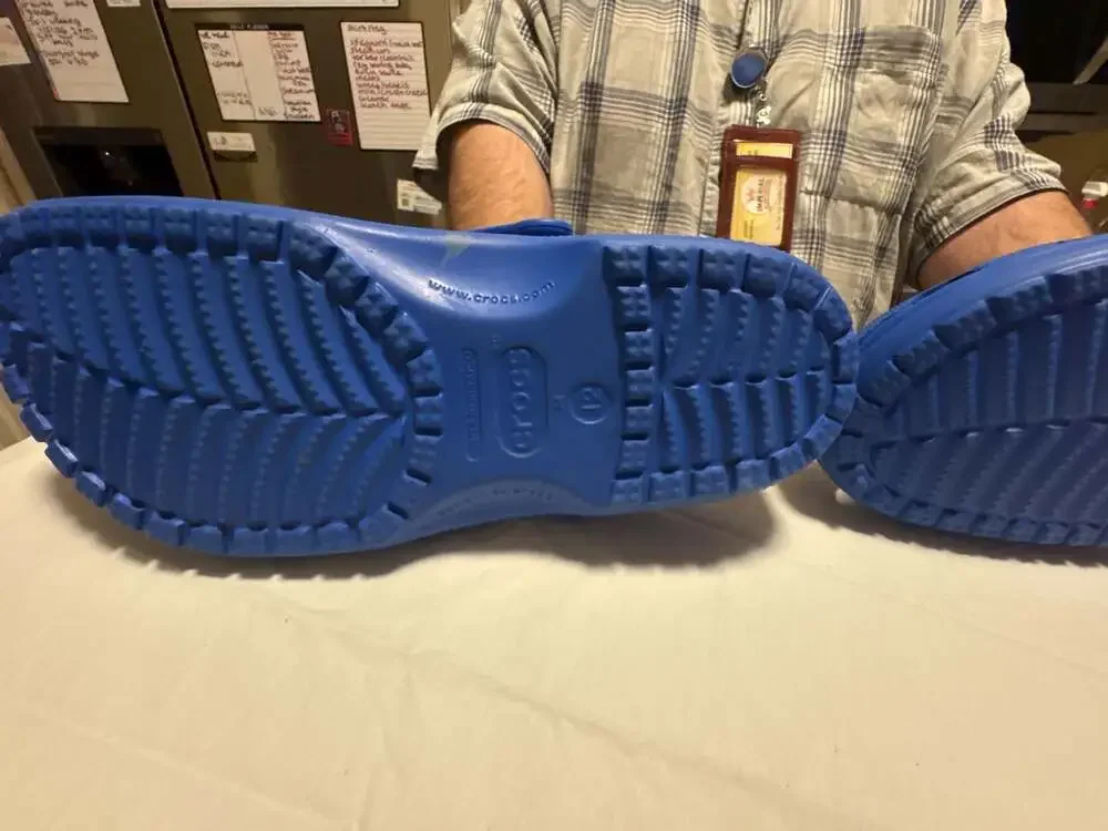 Crocs Classic Clog Royal Blue Unisex Shoes Size M12